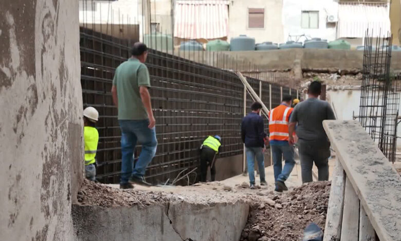 نقص التمويل يبطئ ترميم مبانٍ متضررة في ضاحية بيروت الجنوبية — الجزيرة نت