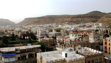 جبل عطان المطل على صنعاء.. موقع طبيعي بأهمية دفاعية وتاريخية — الجزيرة نت