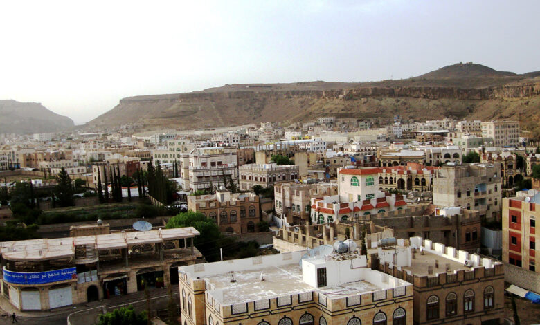 جبل عطان المطل على صنعاء.. موقع طبيعي بأهمية دفاعية وتاريخية — الجزيرة نت