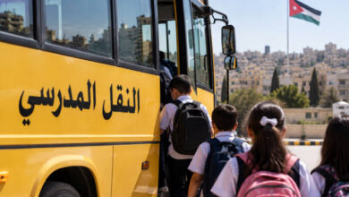 طفل أردني يصاب بعد مساعدته زملاءه على الهروب من حافلة مدرسية — الجزيرة نت