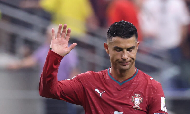 الاتحاد البرتغالي يعاقب رونالدو بالإيقاف 30 يوماً وغرامة 255 يورو — الجزيرة نت