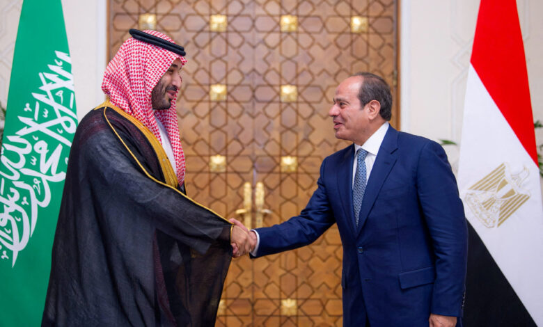 بيانات ملاحية ترصد طائرتي شحن عسكري مصريتين في أجواء السعودية — الجزيرة نت / Reuters